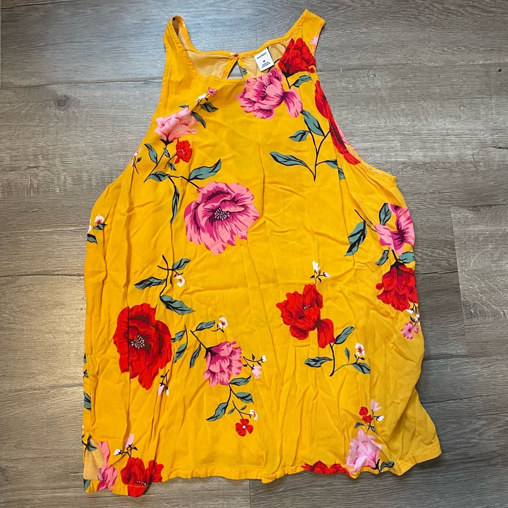Flower halter tank size medium